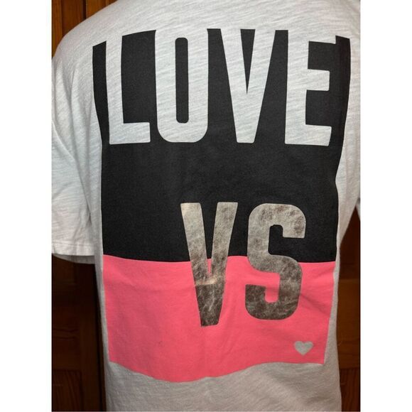 Victoria’s Secret “Love VS” Graphic Short Sleeve White Tee Shirt Size Medium - Picture 3 of 7